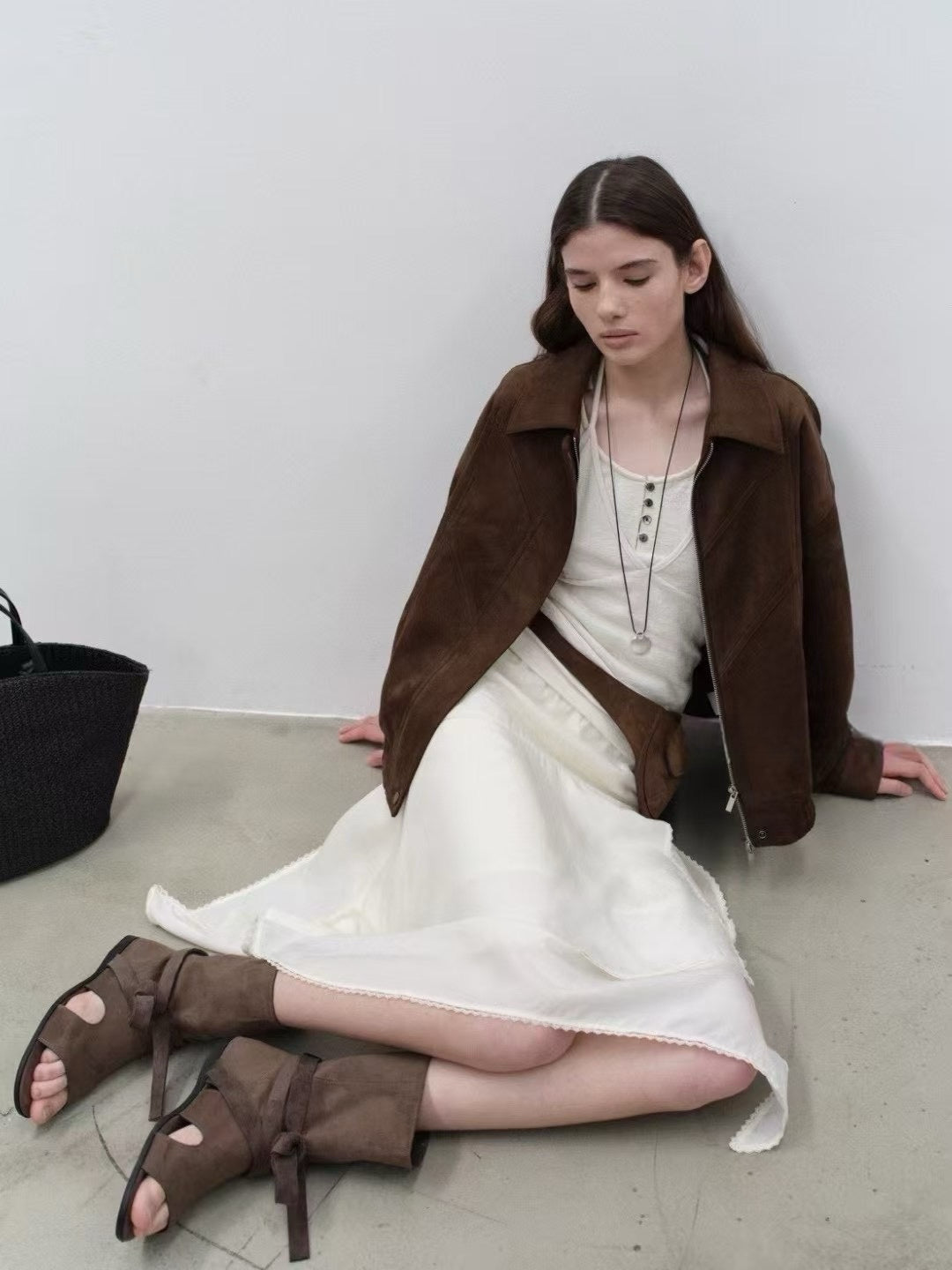 Cream Lace-Trim Asymmetrical Skirt