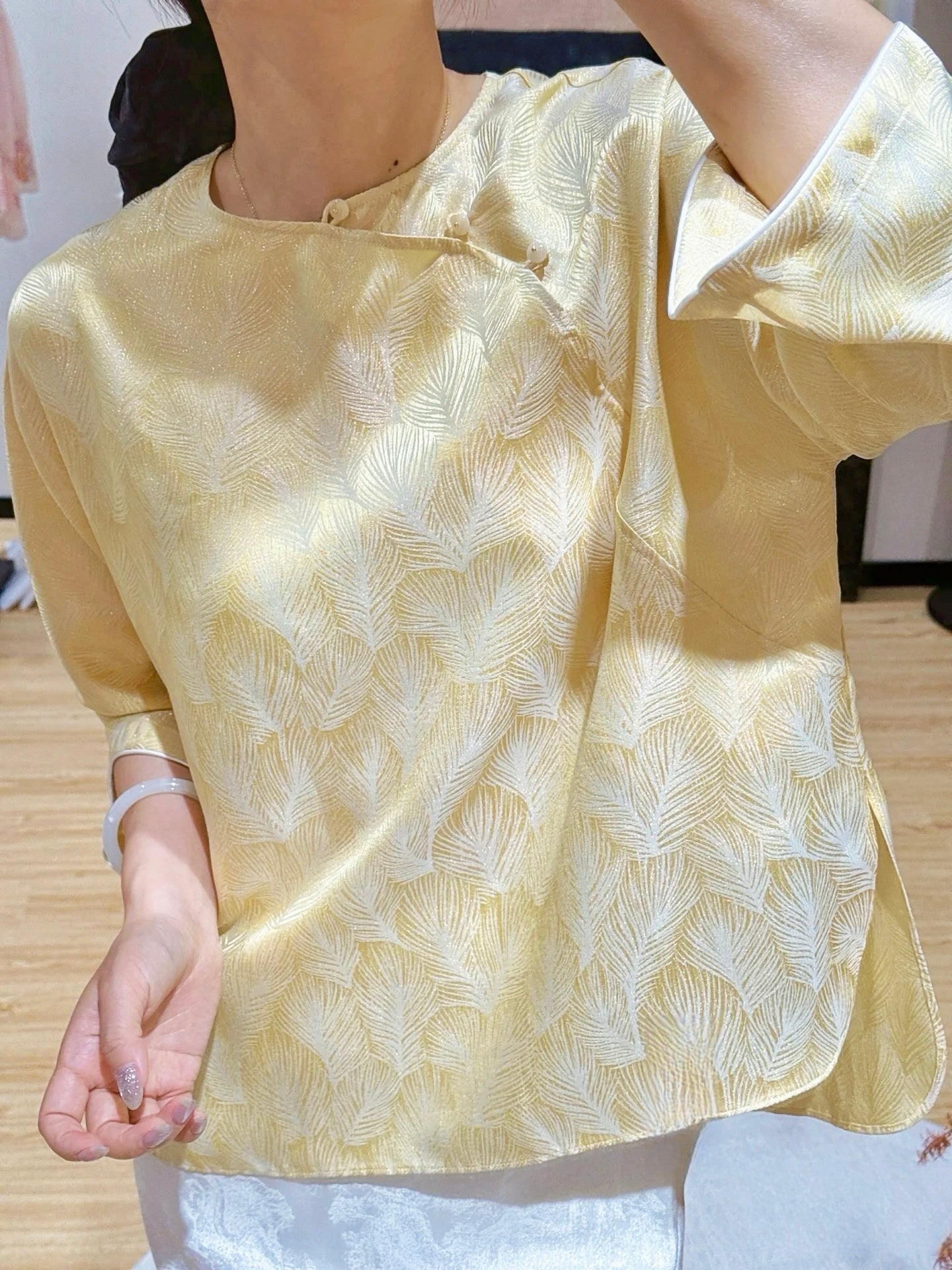 Gold-Thread Feather Silk Top