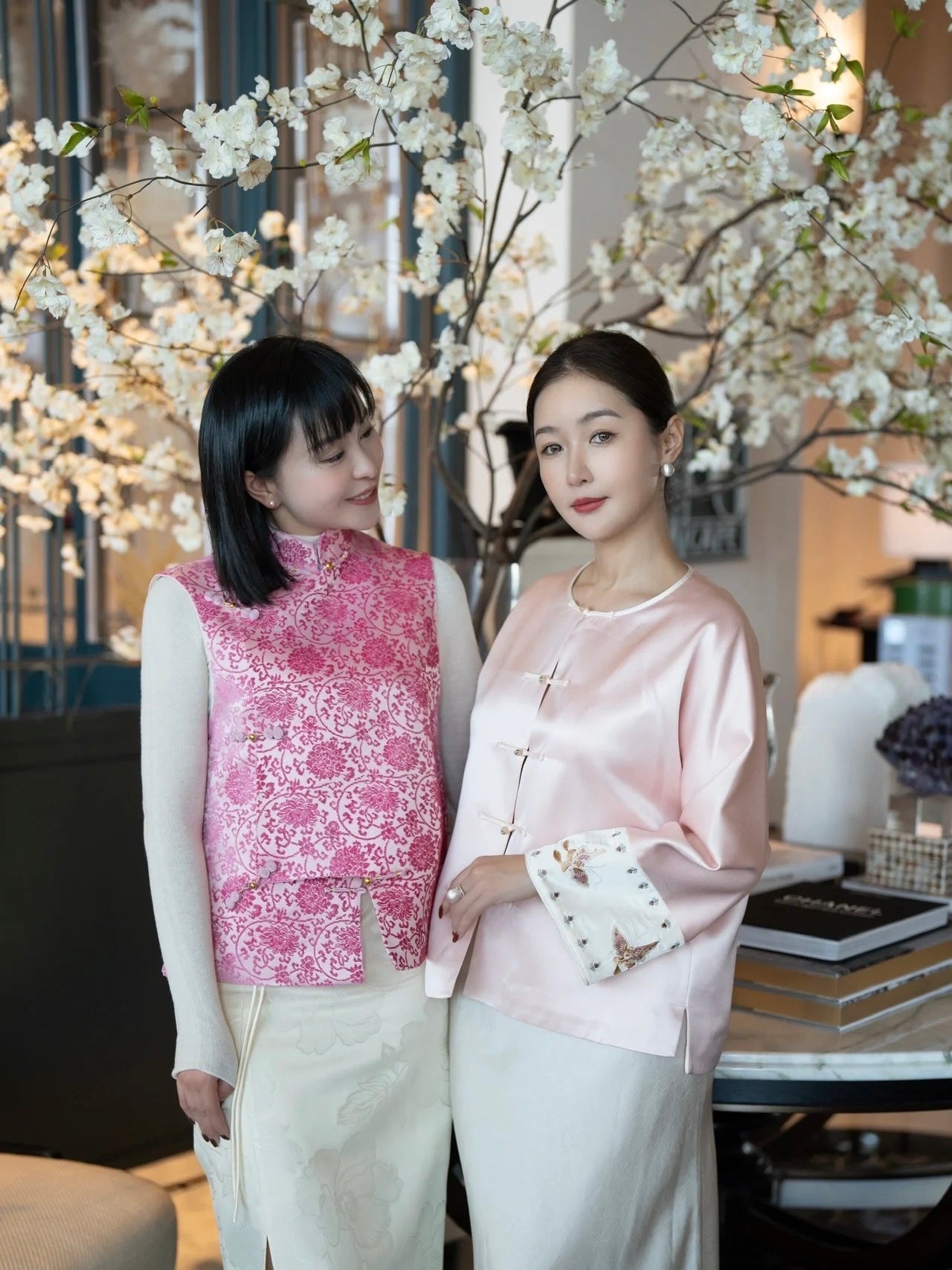 Metamorphosis Cloud-Butterfly Sleeve Jacket